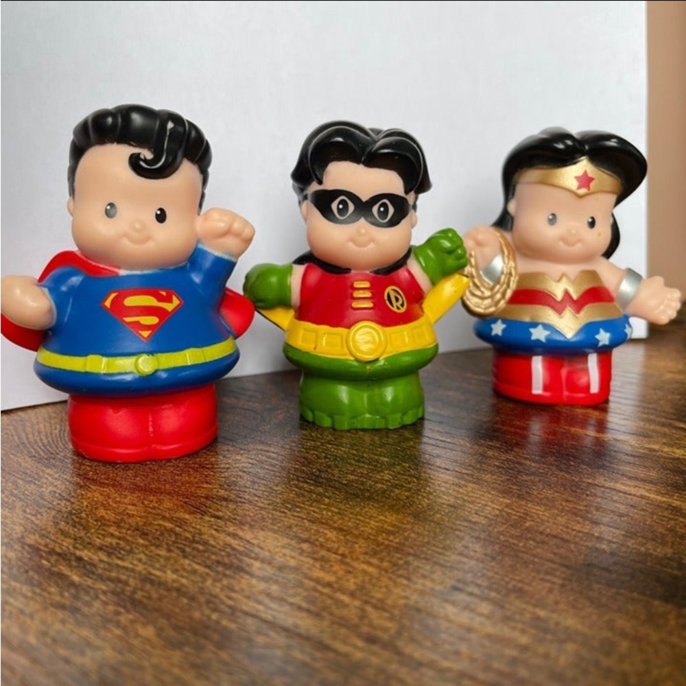 Fisher Price Little People DC Comics Super Hero Robin Superman Wonder woman